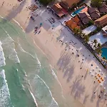 Apartamento Completo Com 2Q Pe Na Areia Na Praia Do Futuro